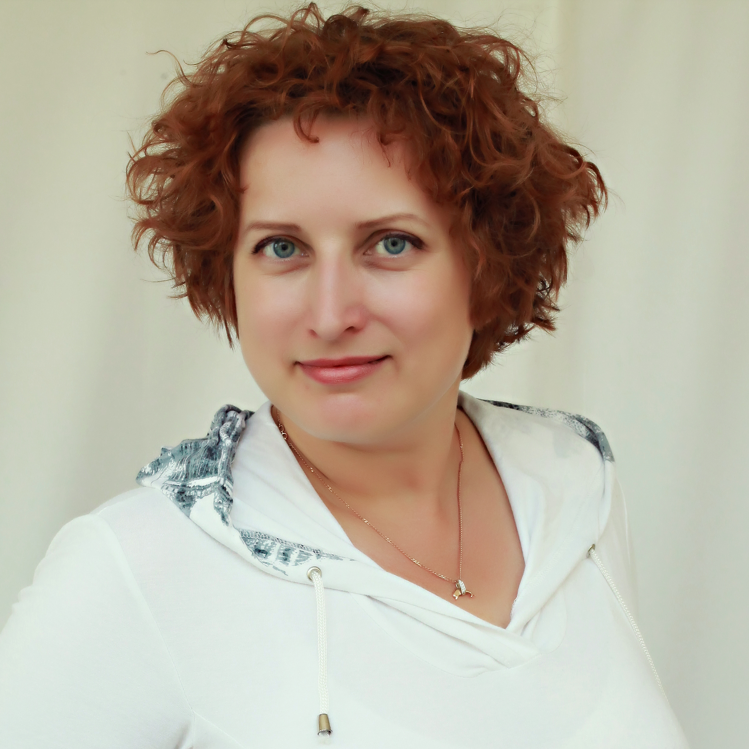 Маленькая фотография: Лариса Лайзан