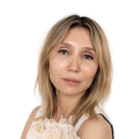 Маленькая фотография: Ирина Евгеньевна Карымова Маленькая фотография: Ирина Евгеньевна Карымова