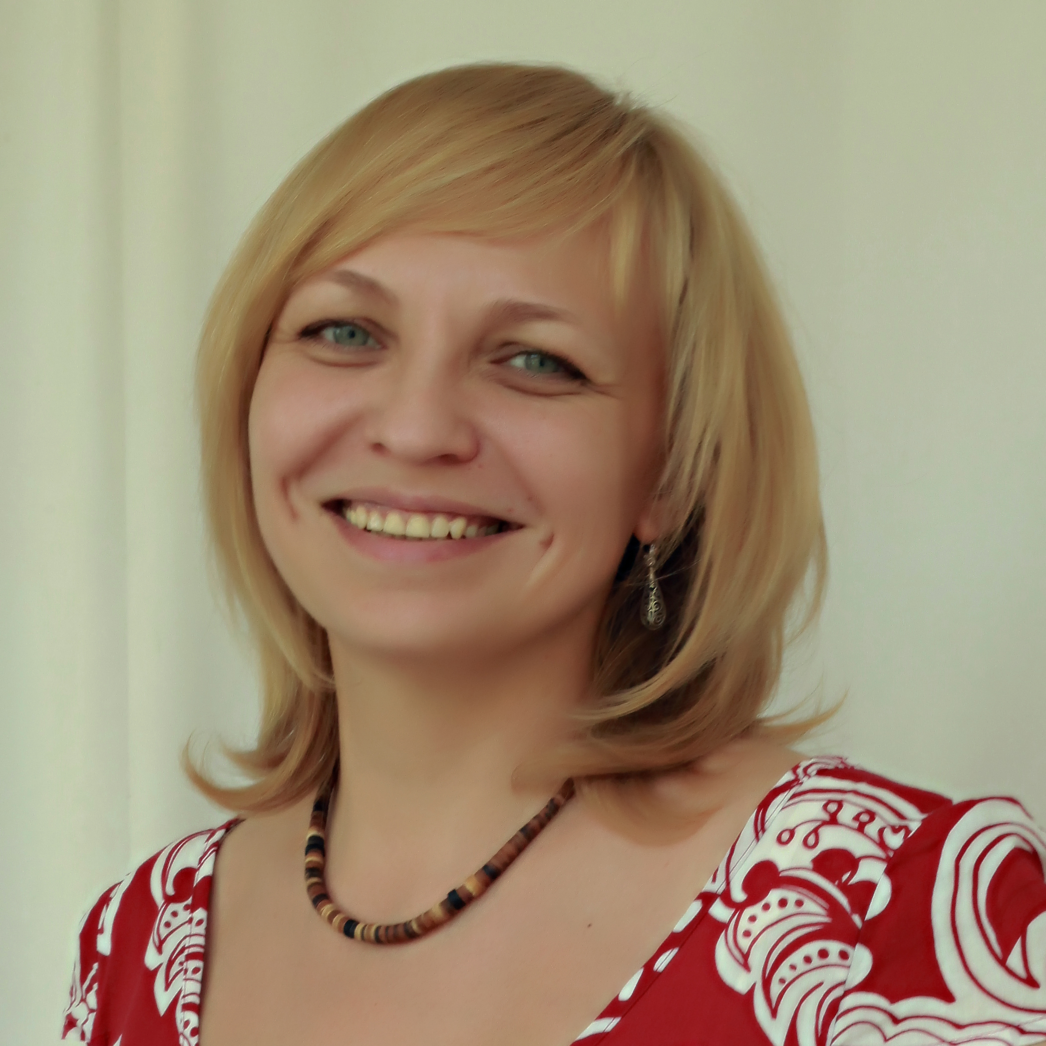 Маленькая фотография: Наталья Нечаева Маленькая фотография: Наталья Нечаева