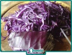 Маленькая фотография блюда по рецепту «Салат из краснокочанной капусты с фасолью»
